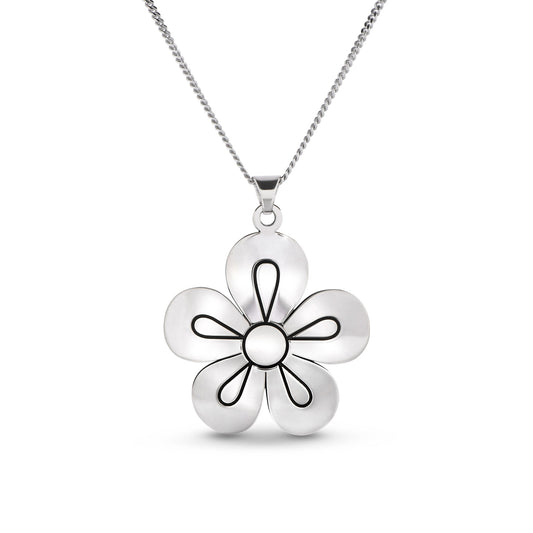 ROSETTE NECKLACE Love + Affection